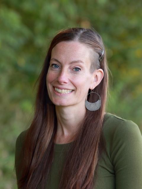 Photo of Holly Cunningham 