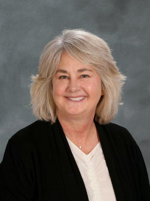 Photo of Julie Edwards 