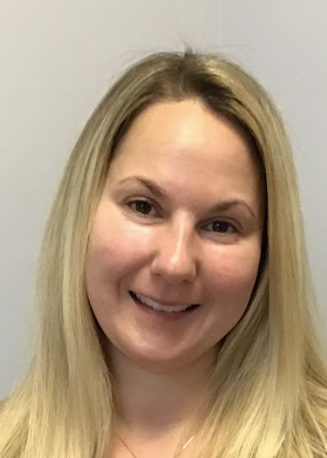 Photo of Roz Elliot 