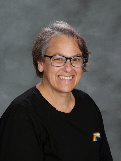 Photo of Karen Harvey 