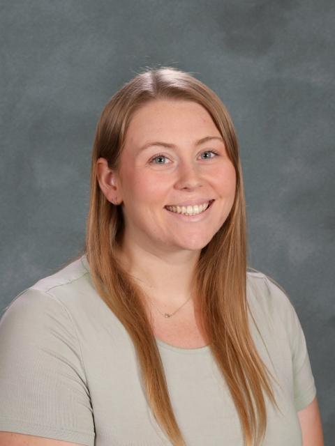 Photo of Hannah Lang 