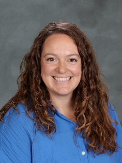 Photo of Kelsey Mead 
