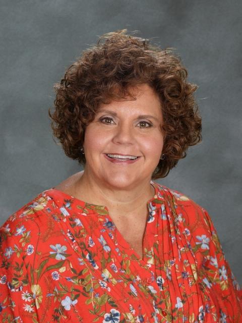 Photo of Julie Nielsen 