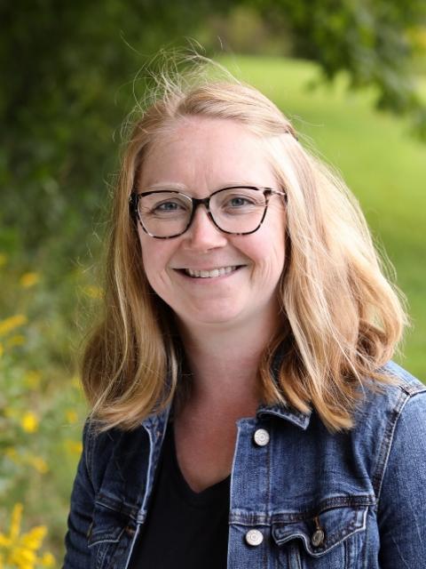 Photo of Emily Olsen 