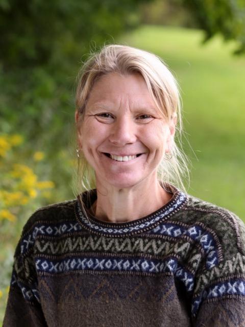 Photo of Elizabeth Ploof 