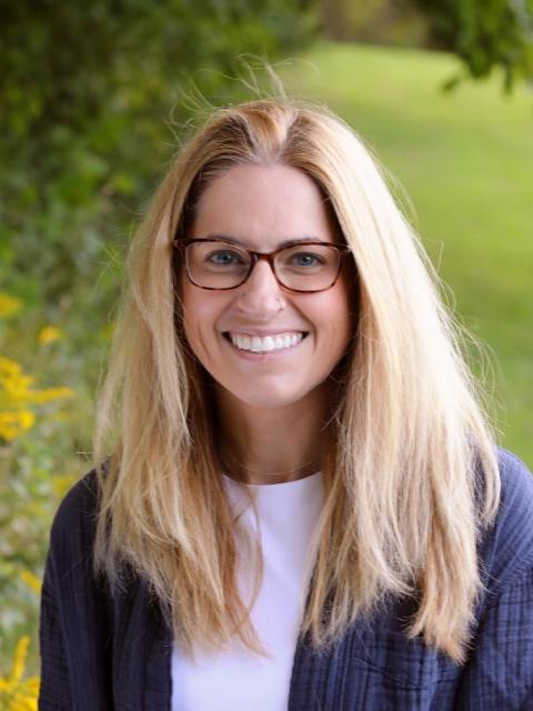 Photo of Elizabeth Shelley 