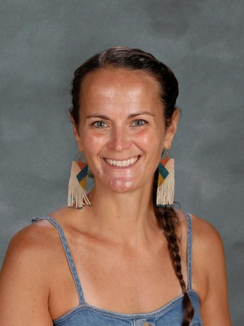 Photo of Beth Thayer 