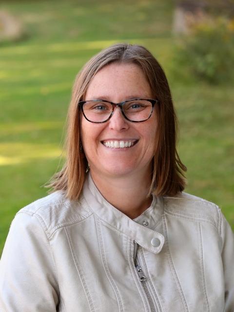 Photo of Marcie Lewis 