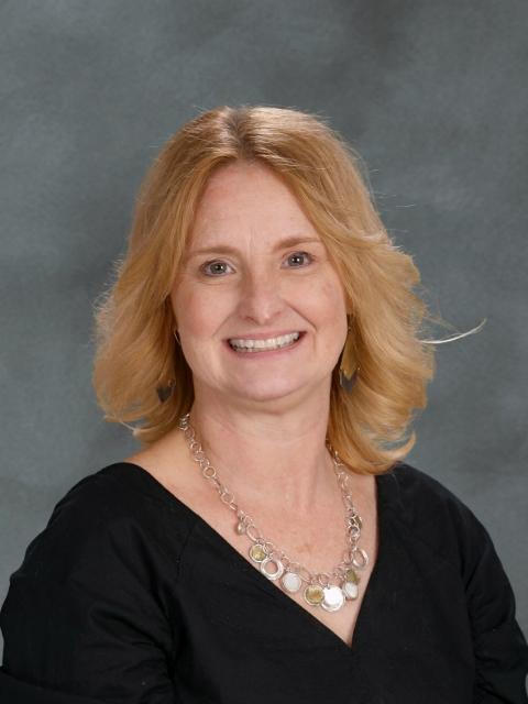 Photo of Shelly Underwood 
