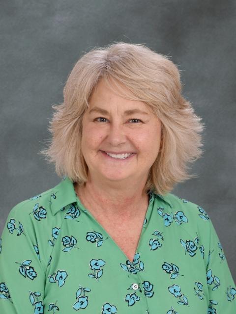 Photo of Julie Edwards 
