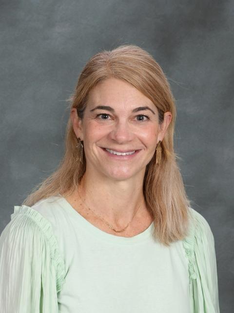Photo of Shelley Smith 