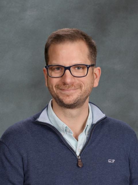 Photo of Arik Mortenson 