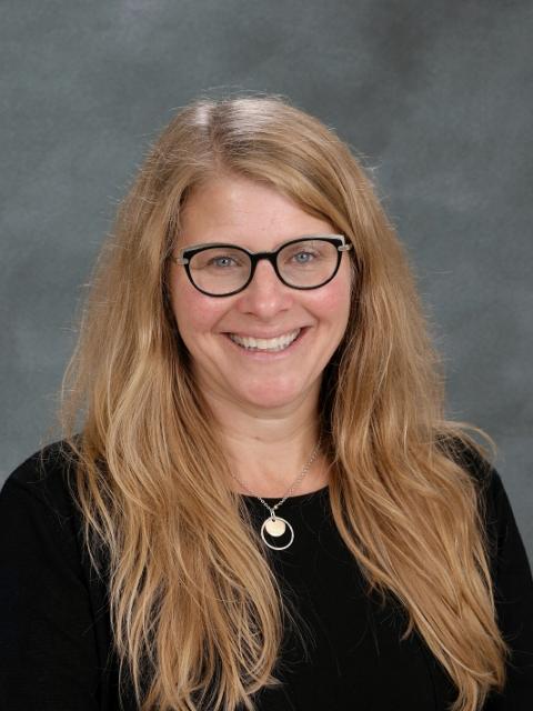 Photo of Cara Crowther 