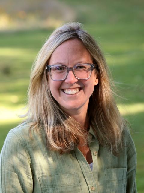 Photo of Sarah Lothrop 