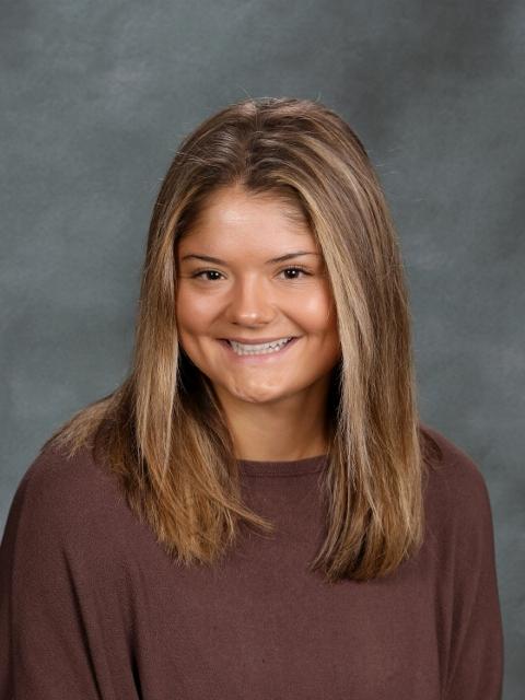 Photo of Ellie Reed 
